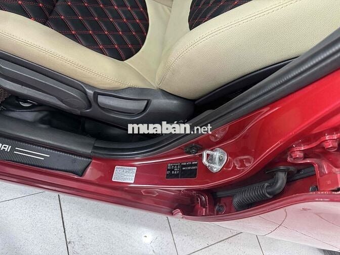 Hyundai Accent 2014 1.4 AT Hatchback - 910123 km