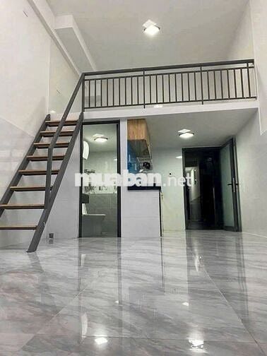 Nhà mặt tiền 2 tầng // Lê đại Hành