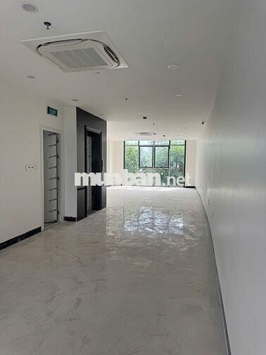 CHO THUÊ LẺ TẦNG NHÀ MẶT PHỐ – 1022 ĐÊ LA THÀNH, Q. BA ĐÌNH