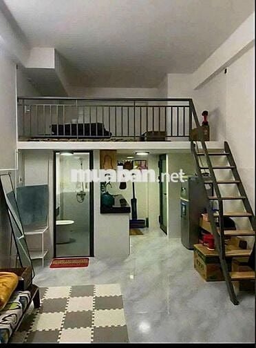 Nhà mặt tiền 2 tầng // Lê đại Hành
