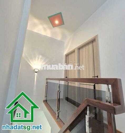 Nhà đẹp Đồng Đen, Tân Bình.
DT: 32m2 (4,2 x 7)m, 2PN - 2WC