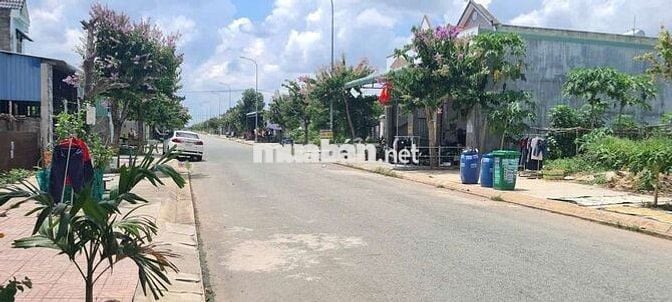 Bán đất hẻm xe hơi đường Nguyễn Thái Học-Thuận An, giá 1 tỷ 050 triệu
