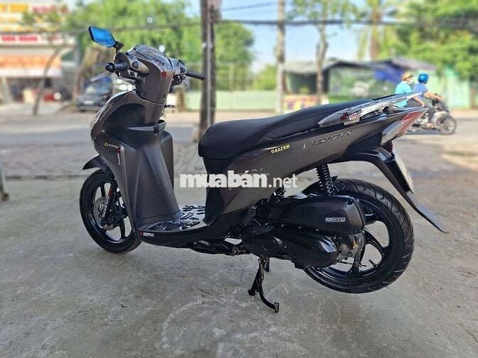 HONDA VISION ĐK 2017. BS 64 ZIN ÊM  .CÀ VẸT ĐẦY ĐỦ