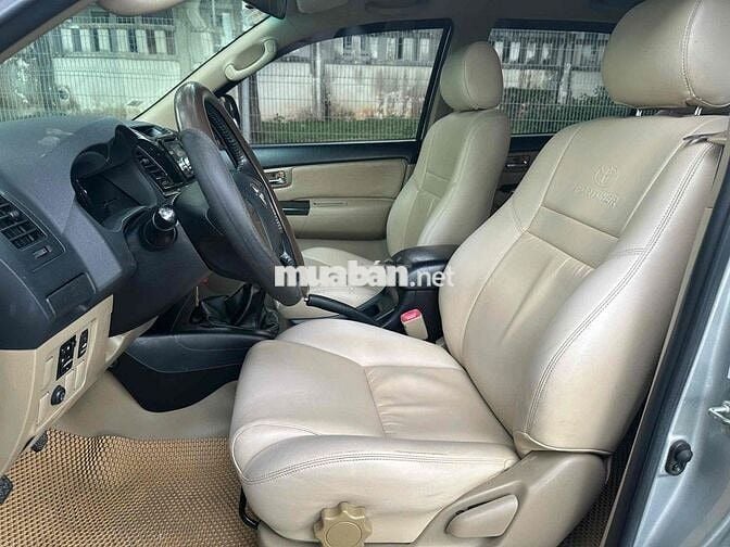 Toyota Fortuner 2015 2.5G - 120000 km