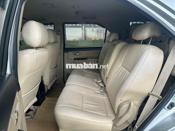 Toyota Fortuner 2015 2.5G - 120000 km
