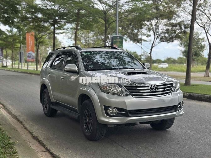 Toyota Fortuner 2015 2.5G - 120000 km