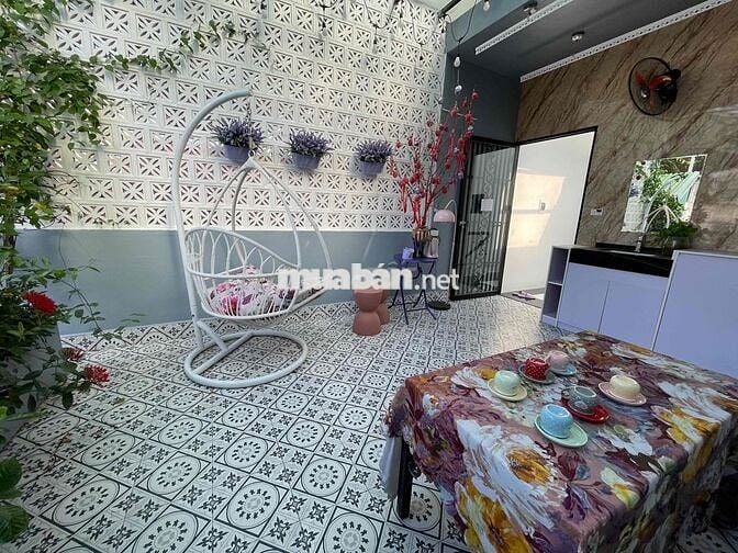 Do chuyển đổi công viêc GĐ cần bán căn nhà 5tầng xây mới, diện tích 30