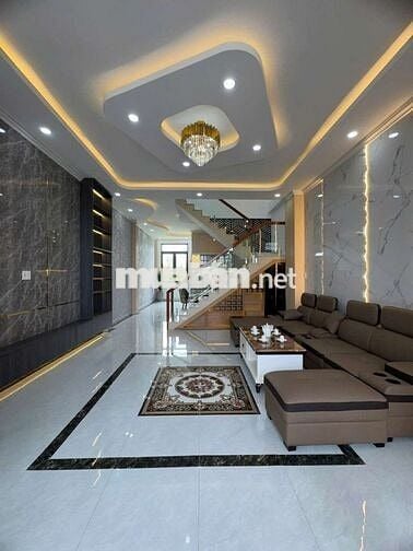 Nhà mới  1 trệt+1 lầu 4,5×30,5 ,3pn rộng sẳn nội thất kcn cầu Tràm