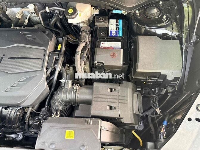 Hyundai SantaFe Cao cấp 2.5L HTRAC sản xuất 2023