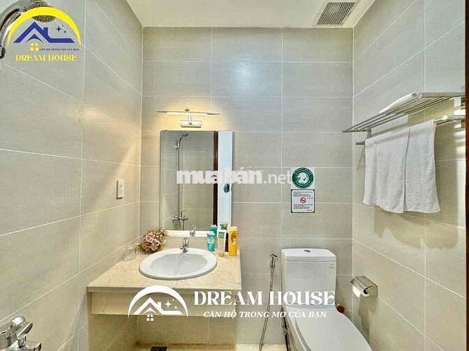 Studio nguyên mặt cửa sổ trời, đầy đủ nội thất, đường Tân Kì Tân Quý