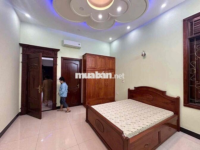 Biệt Thự Nguyễn Đức Thuận 15x35' 1 hầm 1 trệt 2 lầu 7 phòng