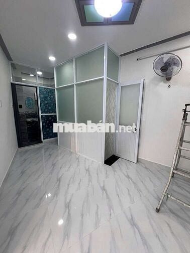 CHỈ 2 TỶ 270 - NGAY QUẬN 6, CƯ XÁ RA ĐA - BA TẦNG Ở LIỀN, CHÍNH CHỦ