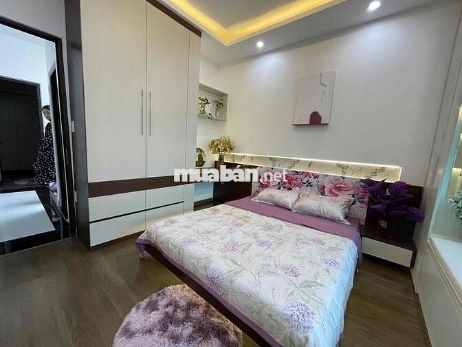 Do chuyển đổi công viêc GĐ cần bán căn nhà 5tầng xây mới, diện tích 30