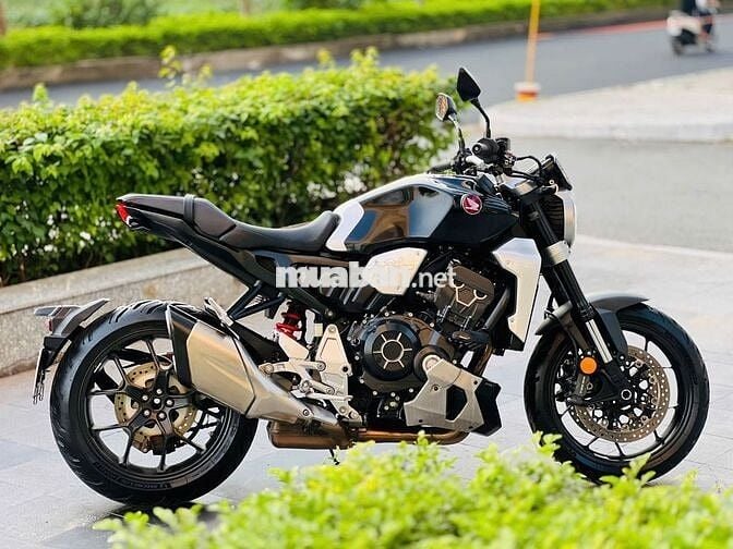 Mạnh Hà Motor bán Honda CB1000R 2018 siêu keng