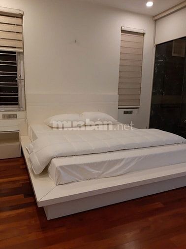 Nhà mặt phố Đại Cồ Việt, Hai Bà Trưng 62m, 6t, mt 4.5m. Giá: 26.8 tỷ