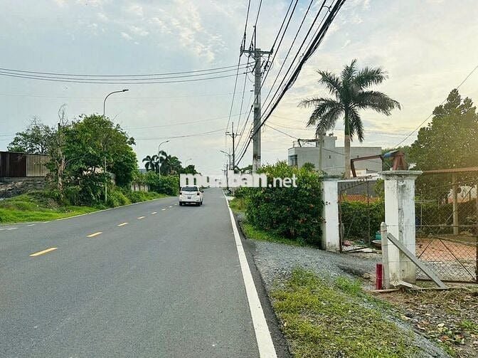 Bán nhanh lô 180m2 giá 1,2 tỷ Đ.Hồ Văn Tắng gần chợ Tân Phú Trung  SHR