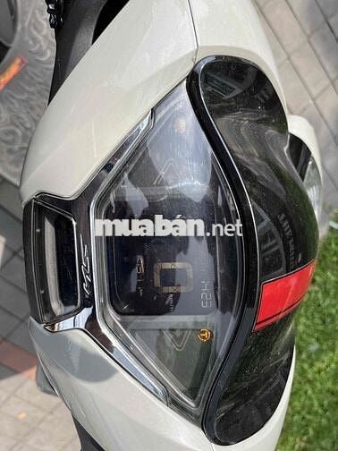 Bán nhanh Honda SH 160i bản Thể Thao xám xi măng