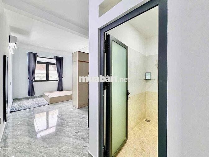 CHO THUÊ CĂN HỘ STUDIO CỬA SỔ TRỜI GẦN Q1 .