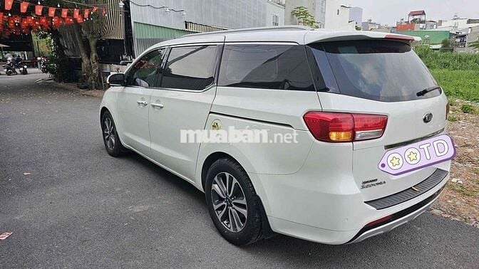 BÁN SEDONA MÁY DẦU BẢN FULL 2018