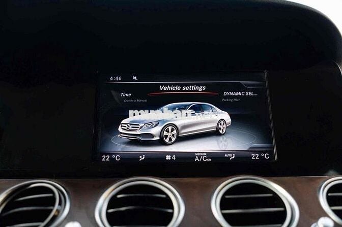 LONG ANH AUTO về Mercedes E200 model 2017