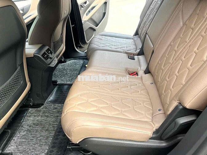 Peugeot 5008 GT 1.6 AT sản xuất 2024