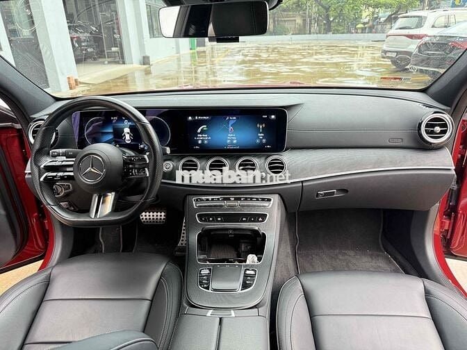Mercedes Benz E300 AMG