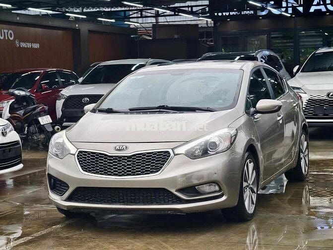 KIA K3 2015 1.6 MÀU VÀNG CÁT