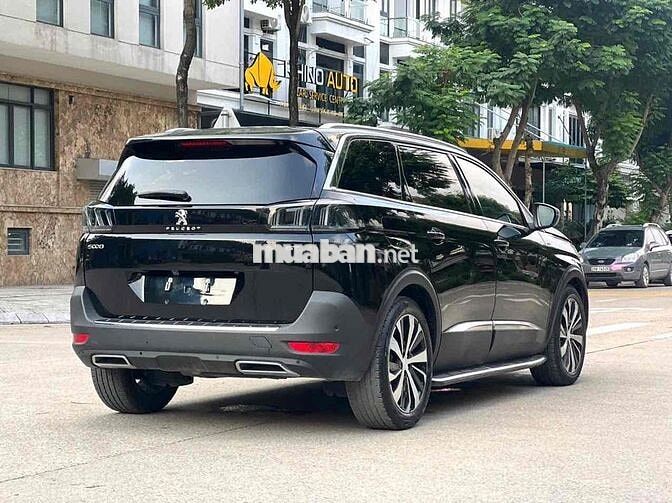 Peugeot 5008 GT 1.6 AT sản xuất 2024