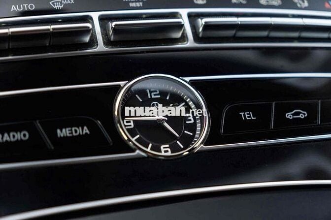 LONG ANH AUTO về Mercedes E200 model 2017