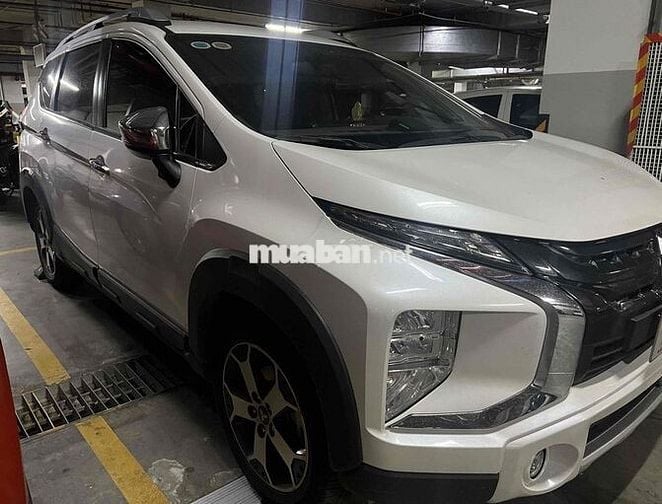 Bán xe Mitsubishi Xpander Cross - HCM