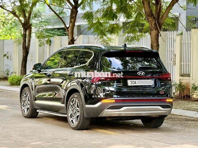 Hyundai SantaFe Cao cấp 2.5L HTRAC sản xuất 2023