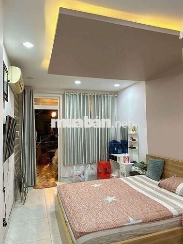 Căn góc 3 mặt tiền 35m2 Lý Thái Tổ 5 tầng 3pn full NT Hoàn công đầy đủ