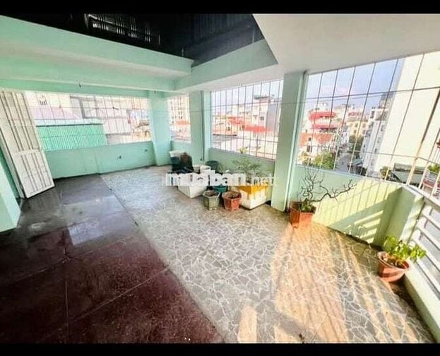 Tôi cần bán nhà mặt ngõ ô tô chánh đỗ kinh doanh vỉa hè Lạc Long Quân
