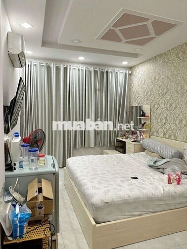 Căn góc 3 mặt tiền 35m2 Lý Thái Tổ 5 tầng 3pn full NT Hoàn công đầy đủ