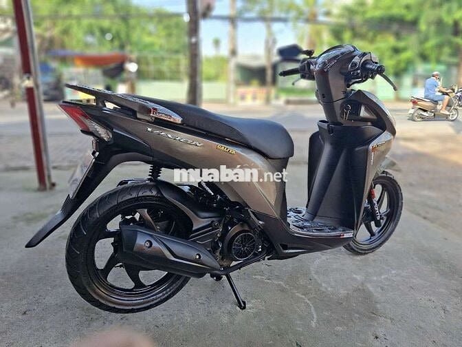 HONDA VISION ĐK 2017. BS 64 ZIN ÊM  .CÀ VẸT ĐẦY ĐỦ