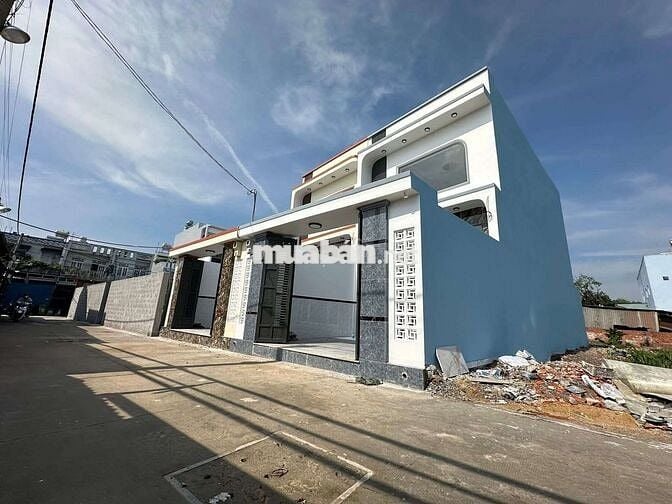 Bán nhà 5x20m Trệt Lửng Hẻm xe Tải  giá 4 .349 Tỷ đường Phan Văn hớn