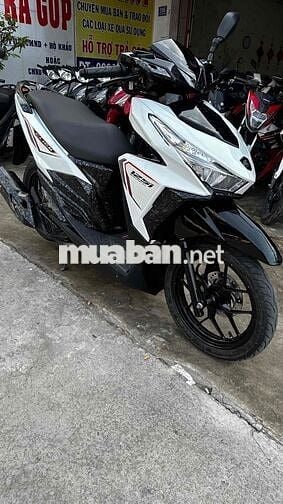 Honda Click thái 2015 trắng đen ( hỗ trợ góp )