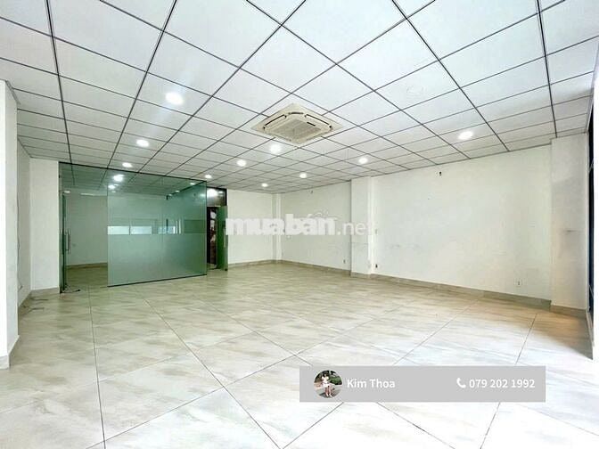 Văn phòng 85m2 ngăn 2 phòng, t. máy, máy lạnh, bảo vệ giữ xe. Chỉ 12tr