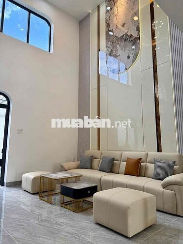 SIÊU PHẨM NHÀ PHỐ  FUNLL NỘI THẤT - Bà Điểm -Hóc Môn