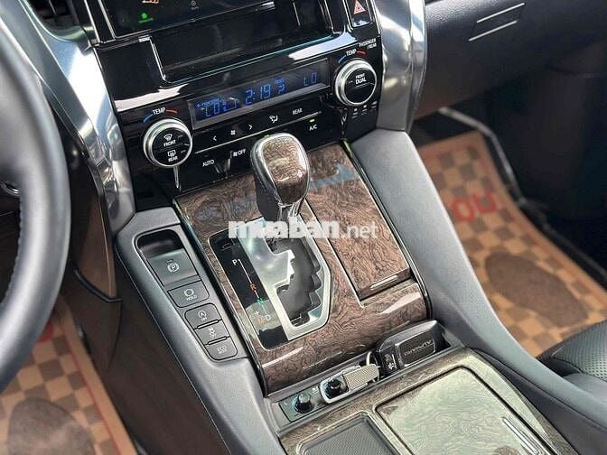 Toyota Alphard 3.5V6 sx 2018 màu đen