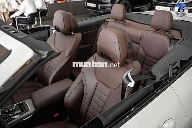 BMW 430i Convertible M Sport Model 2024 mui trần