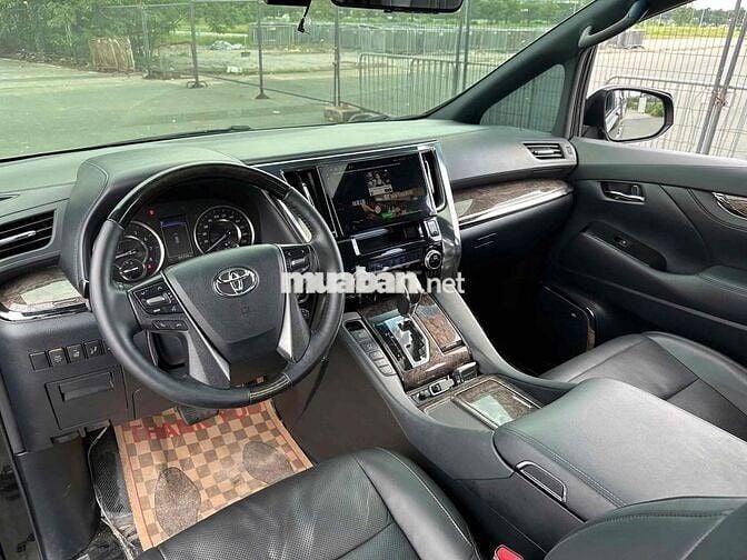 Toyota Alphard 3.5V6 sx 2018 màu đen