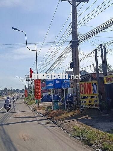 Đất mặt tiền DT741 75m2 sẵn thổ cư giá bao phí 750tr