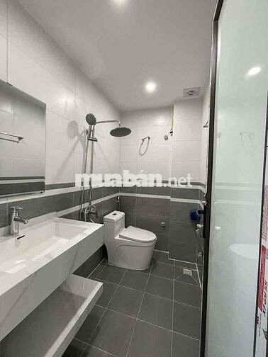 cầu diễn 36m 5 tầng xây mới,nhà đẹp ở ngay