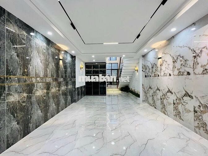NHÀ MỚI! Mặt tiền Hoàng Việt Q.Tân Bình, 5x20 1 Trệt 3 lầu, DTSD 400m2