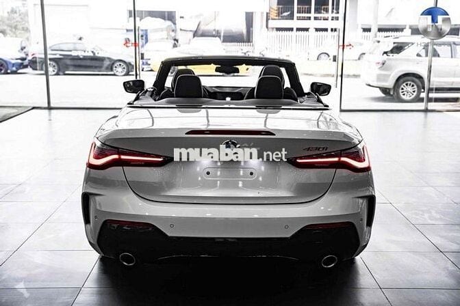 BMW 430i Convertible M Sport Model 2024 mui trần