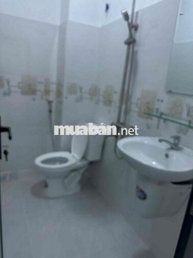 Bán nhà Lê Văn Quới 4x13 H5m 2 tầng 2pn sổ như hoa hậu giá 5ty TL