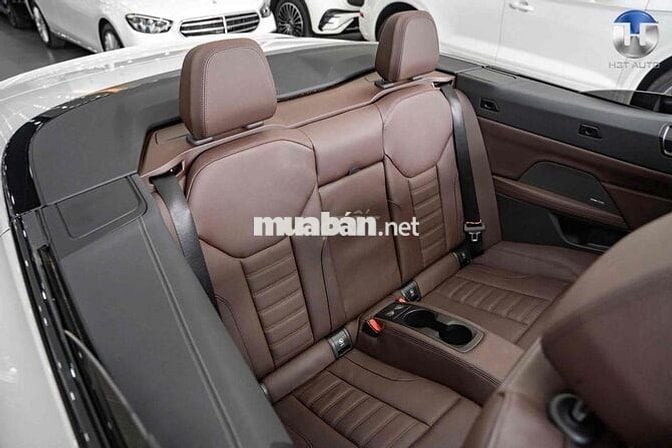 BMW 430i Convertible M Sport Model 2024 mui trần