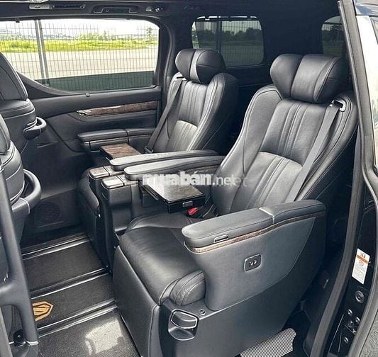 Toyota Alphard 3.5V6 sx 2018 màu đen