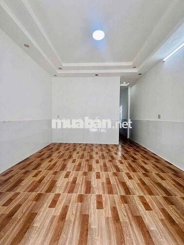 Nhà mớ 2pn 2 máy lạnh hẻm Nguyễn Văn Cừ